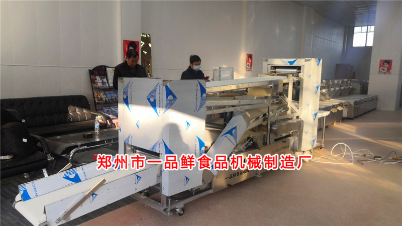 350揉壓機(jī)裝車(chē)發(fā)貨